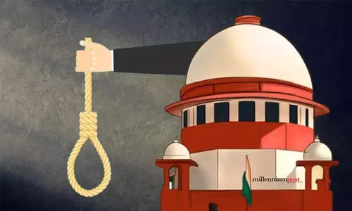 ഉന്നത വിദ്യാഭ്യാസ സ്ഥാപനങ്ങളിലെ വിദ്യാർഥികളുടെ ആത്മഹത്യകളിൽ ഇടപെട്ട് സുപ്രീംകോടതി;   ​ഐ.ഐ.ടി വിദ്യാർഥിയുടെയും നീറ്റ് പരീക്ഷാർഥിയുടെയും ആത്മഹത്യയിലെ എഫ്.ഐ.ആറുകൾ അറിയിക്കണം