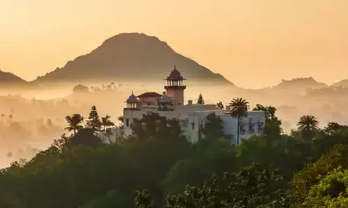 മൗണ്ട് അബുവിന്റെ പേരുമാറ്റാൻ നീക്കം; പ്രതിഷേധം