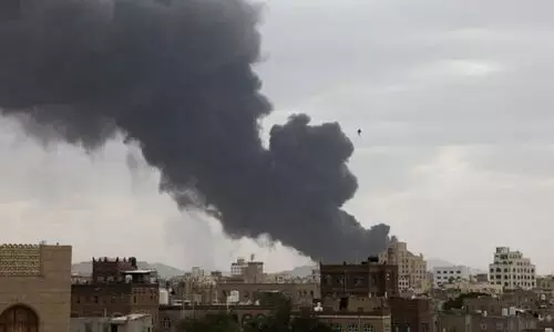 യമൻ വിമാനത്താവളത്തിന് നേരെ ഇസ്രായേൽ വ്യോമാക്രമണം