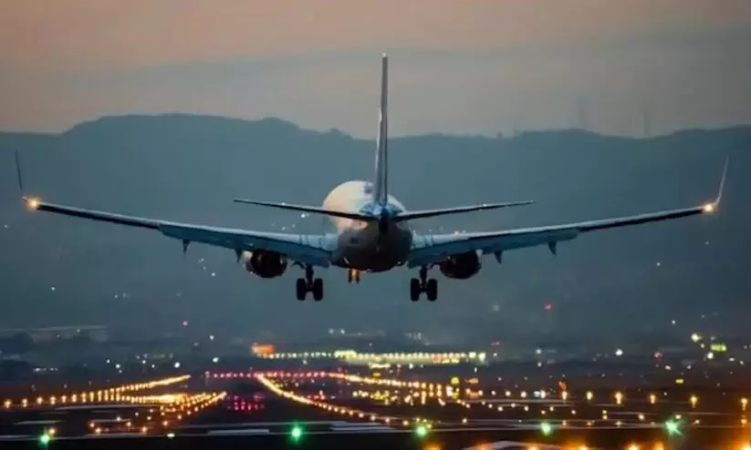 വിമാനത്താവളങ്ങൾ അടച്ചു; സർവീസുകൾ റദ്ദാക്കി, കനത്ത ജാഗ്രതയിൽ ഇന്ത്യ