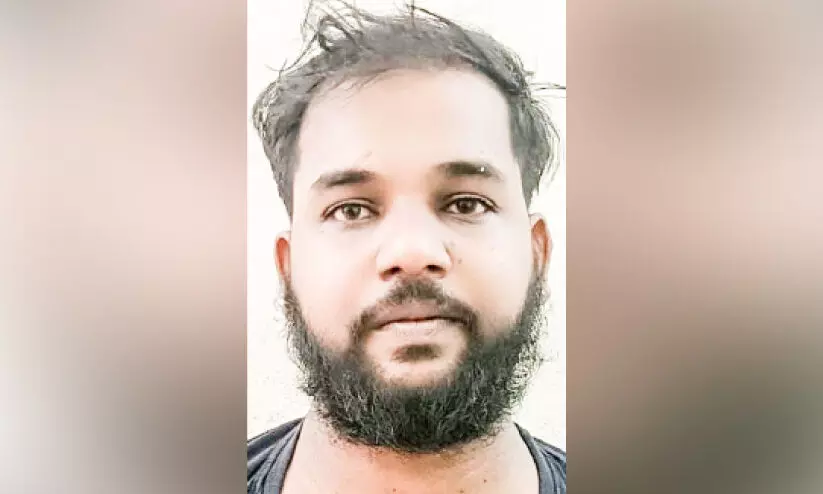 കട്ടർകൊണ്ട് വയോധികയുടെ മാല മുറിച്ചെടുക്കാൻ ശ്രമം; മോഷ്ടാക്കളിൽ ഒരാൾ അറസ്റ്റിൽ കട്ടർകൊണ്ട് വയോധികയുടെ മാല മുറിച്ചെടുക്കാൻ ശ്രമം; മോഷ്ടാക്കളിൽ ഒരാൾ അറസ്റ്റിൽ