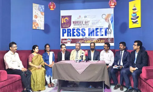 സാം​സ​യു​ടെ നേ​തൃ​ത്വ​ത്തി​ൽ ന​ഴ്സു​മാ​ർ​ക്കു​ള്ള   ആ​ദ​ര​വും കേ​ശ​ദാ​ന ച​ട​ങ്ങും സം​ഘ​ടി​പ്പി​ക്കു​ന്നു