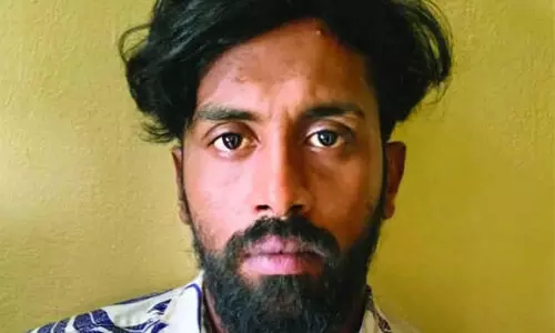 പ്രവാസി വനിതയുടെ വീട്ടിൽനിന്നും പണവും ആഡംബര വാച്ചുകളും മോഷ്ടിച്ചയാൾ പിടിയിൽ