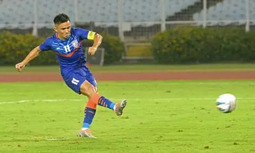 ഏഷ്യൻ കപ്പ് യോഗ്യത; ഛേത്രിയും ആഷിഖും സാധ്യത സംഘത്തിൽ