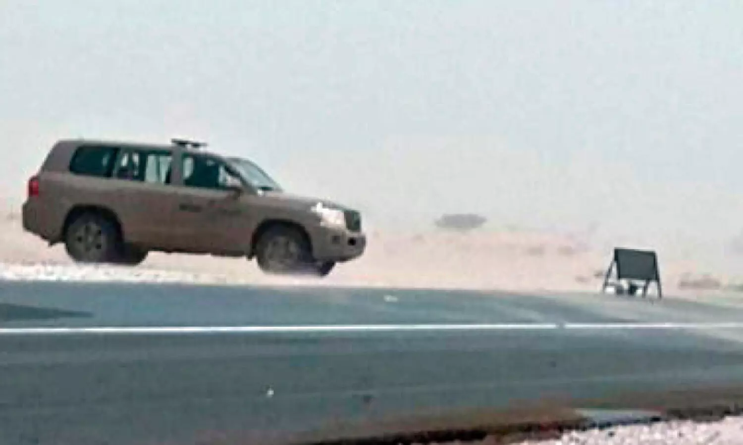 മ​രു​ഭൂ പ്ര​ദേ​ശ​ങ്ങ​ളി​ലെ യാ​ത്ര; മു​ന്ന​റി​യി​പ്പു​മാ​യി ആ​ർ.​ഒ.​പി