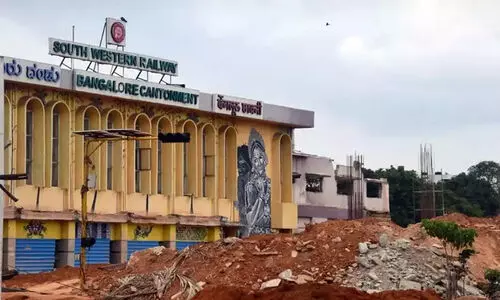 ക​ന്റോ​ൺ​മെ​ന്റ് റെ​യി​ൽ​വേ വി​ക​സ​ന​ത്തി​നാ​യി മ​രം മു​റി​ക്കു​ന്ന​തി​നെ​തി​രെ കാ​മ്പ​യി​ൻ