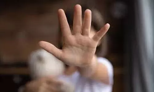 ഇന്ത്യയിൽ 30 % പെൺകുട്ടികളും 13% ആൺകുട്ടികളും 18 വയസ്സിനു മുമ്പ് ലൈംഗികാതിക്രമത്തിനിരയായെന്ന് പഠനം