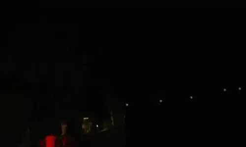 ജമ്മുവിൽ വീണ്ടും പാകിസ്താൻ പ്രകോപനം; ഡ്രോണുകൾ തകർത്തു; സമ്പൂർണ ബ്ലാക്ഔട്ട്