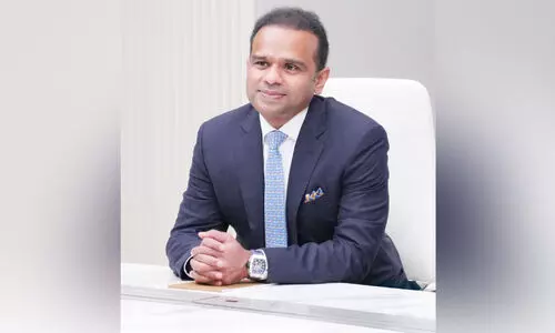 അ​ദീ​ബ് അ​ഹ​മ്മ​ദ് ഫി​ക്കി അ​റ​ബ് കൗ​ൺ​സി​ൽ ചെ​യ​ർ​മാ​ൻ