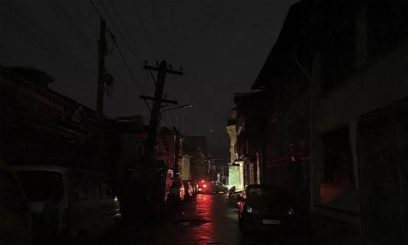 യുദ്ധത്തെ പിന്തുണക്കുന്ന ‘ജിംഗോയിസ്റ്റു’കളെയും വിദ്വേഷപ്രിയരെയും സർക്കാർ നിയ​ന്ത്രിക്കണമെന്ന് പത്ത് പ്രമുഖ തൊഴിലാളി യൂനിയനുകൾ