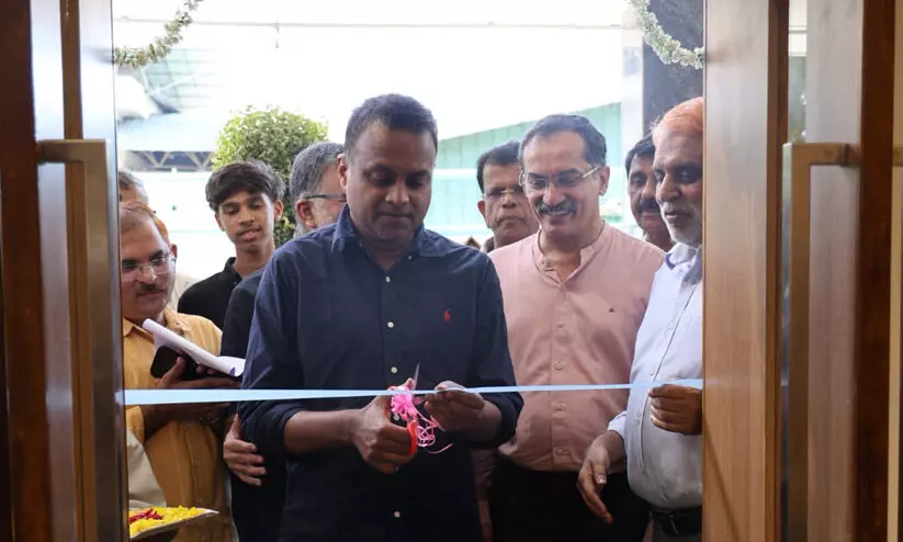 ജെ.ഡി.ടി ഇസ്ലാം കോളജ് ലൈബ്രറി ഉദ്ഘാടനം