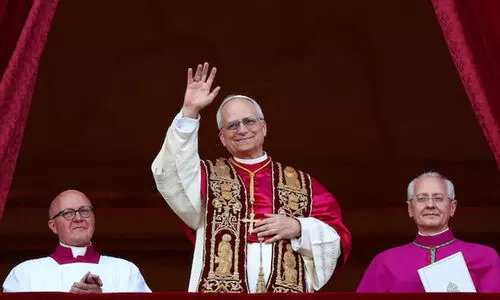 ഫ്രാ​ൻ​സി​സ് പാ​പ്പ​ക്ക് ഒ​ത്ത പി​ൻ​ഗാ​മി