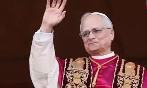 വീ​ണ്ടും ഒ​രു കു​ടി​യേ​റ്റ​ക്കാ​ര​ൻ പാ​പ്പാ