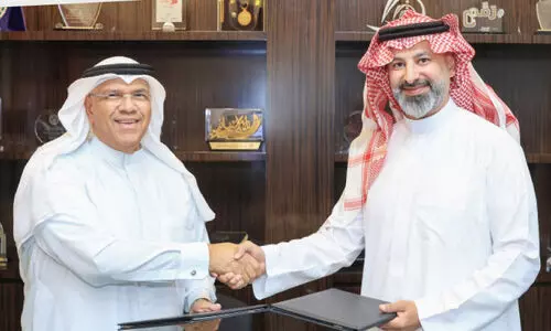 ശ​രീ​അ​ത്ത് സ്വ​ർ​ണാ​ധി​ഷ്ഠി​ത പ്രീ​പെ​യ്‌​ഡ്‌ കാ​ർ​ഡു​മാ​യി ഒ ​ഗോ​ൾ​ഡ്