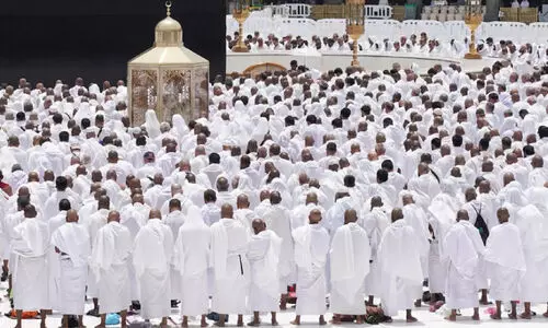 പു​തി​യ ഉം​റ സീ​സ​ൺ ക​ല​ണ്ട​ർ പ്ര​ഖ്യാ​പി​ച്ചു