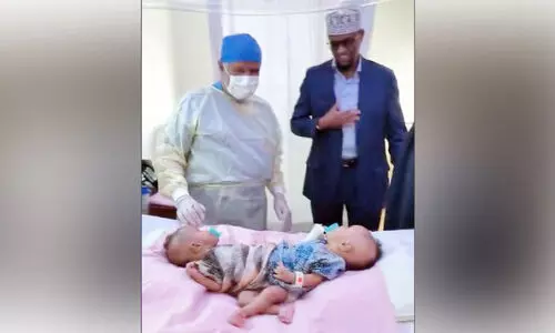 റ​ഹ്​​മ​യെ​യും റം​ല​യെ​യും ഡോ. ​അ​ബ്ദു​ല്ല അ​ൽ റ​ബീ​അ സ​ന്ദ​ർ​ശി​ച്ചു