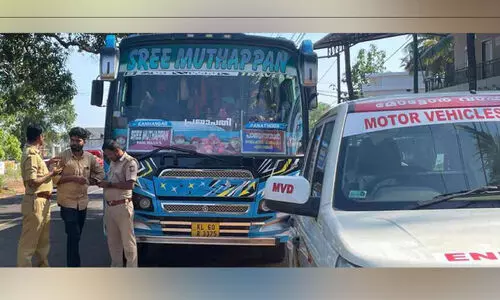 നിരക്ക് കുറക്കാത്ത ബസുകൾക്കെതിരെ നടപടിയുമായി മോ​ട്ടോ​ര്‍ വാ​ഹ​ന വ​കു​പ്പ്