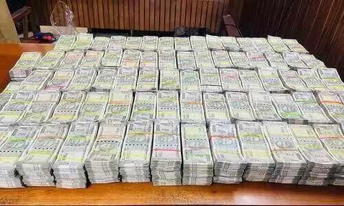 മലപ്പുറം കൊണ്ടോട്ടിയിൽ വൻ കുഴൽപ്പണ വേട്ട