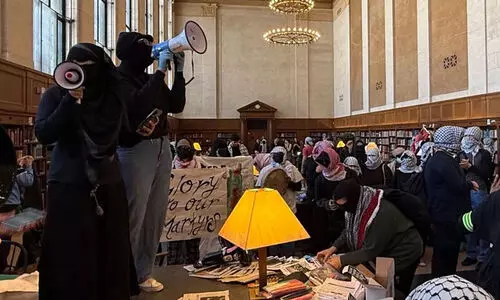 ഫലസ്തീൻ അനുകൂല പ്രതിഷേധം: വിദ്യാർഥികളെ സസ്​പെൻഡ് ചെയ്ത് കൊളംബിയ വാഴ്സിറ്റി