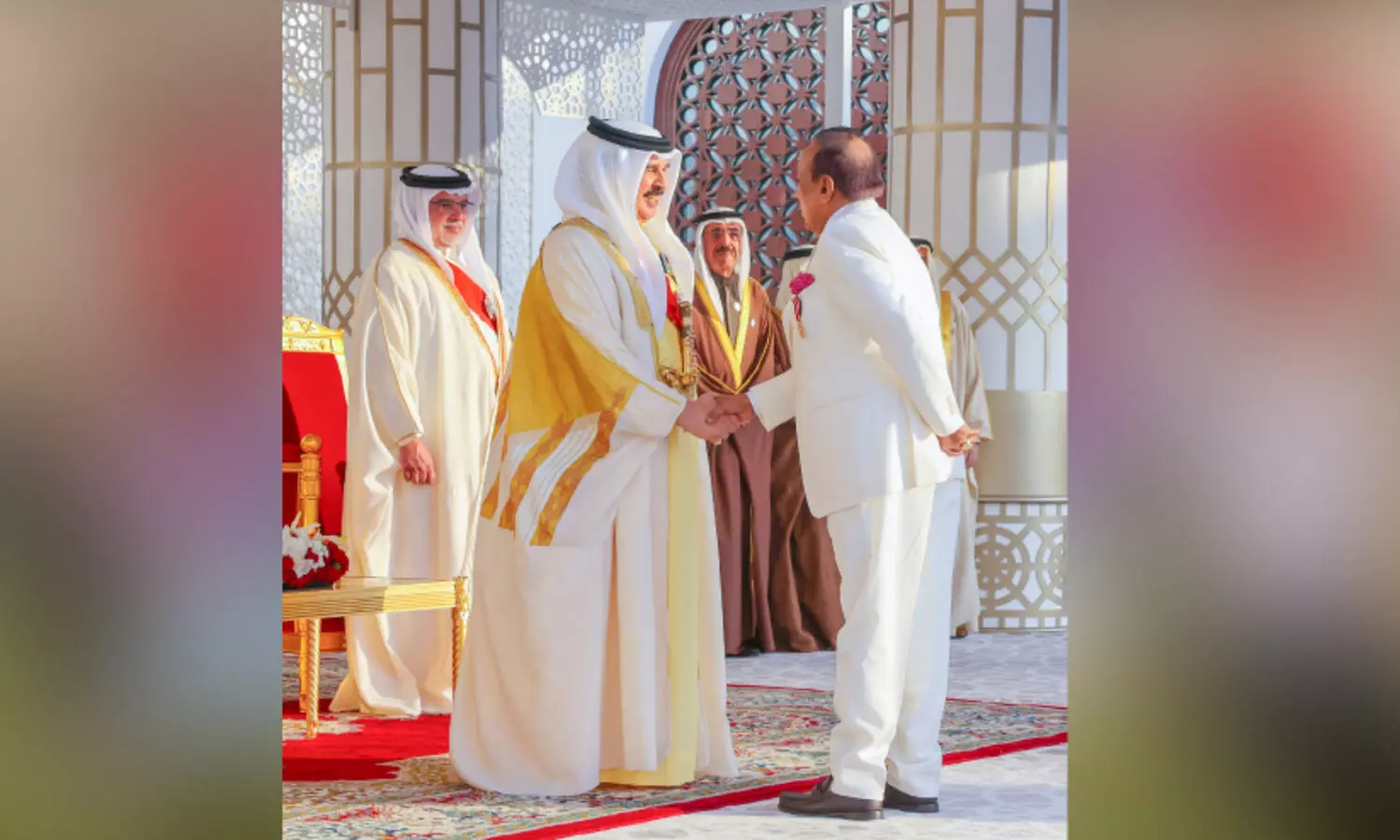 വി​ജ​യ​ഗാ​ഥ  അ​ഥ​വാ ര​വിയു​ഗം