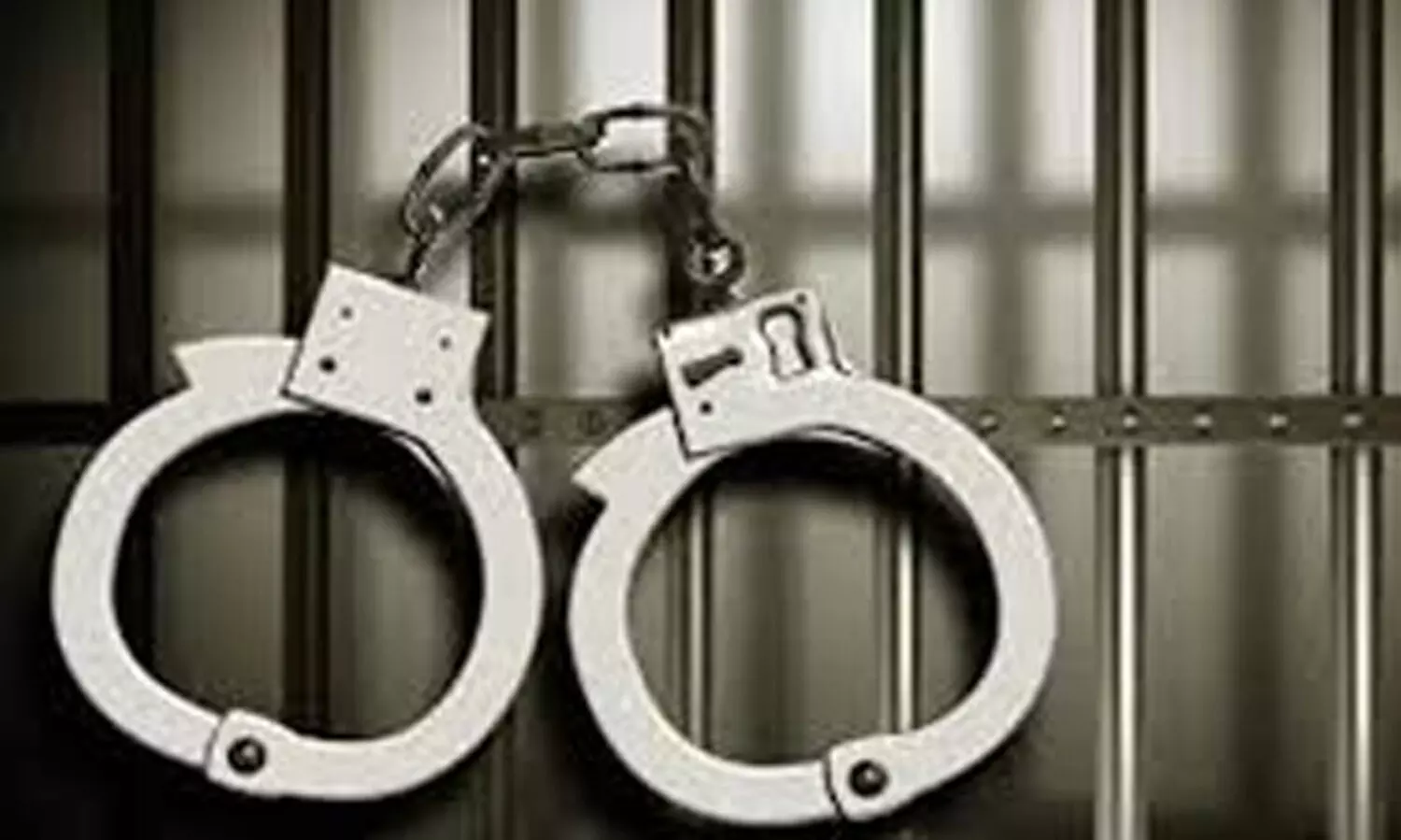 ഇന്ത്യൻ സേനയുടെ രഹസ്യ വിവരങ്ങൾ പാകിസ്താൻ ഹൈകമീഷന് ചോർത്തി നൽകിയ കേസിൽ സ്ത്രീ ഉൾപ്പെടെ രണ്ടു പേർ പിടിയിൽ