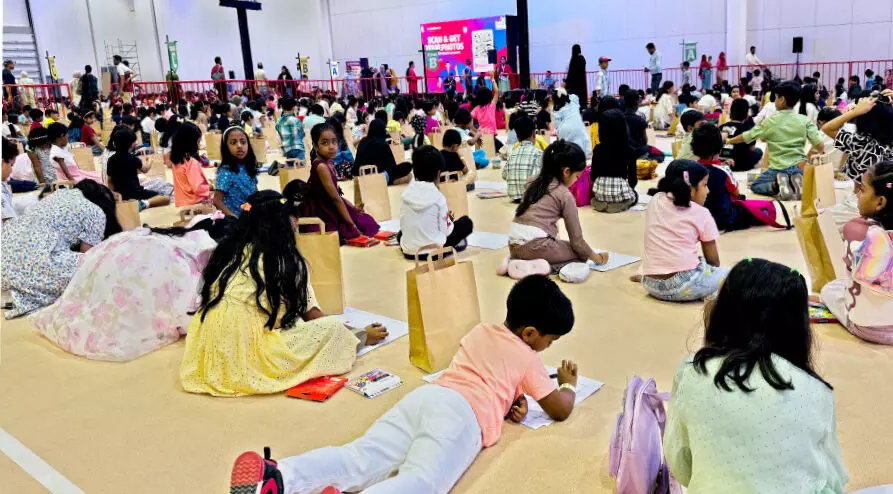 കു​ഞ്ഞു ക​ലാ​കാ​ര​ന്മാ​ർ ആ​ഘോ​ഷ​മാ​ക്കി ‘ലി​റ്റി​ല്‍ ആ​ര്‍ട്ടി​സ്റ്റ്’