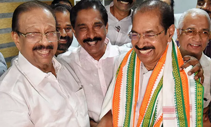 സമയം കിറുകൃത്യം; ശാന്തം കോൺഗ്രസിലെ നേതൃമാറ്റം