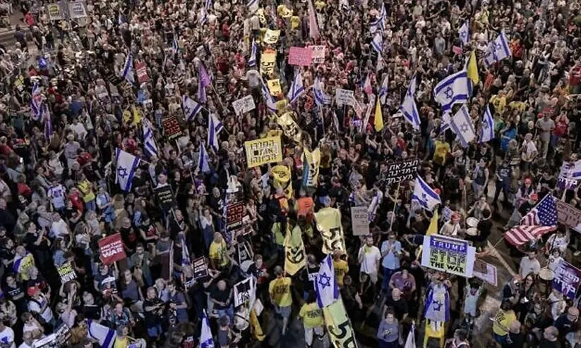ഇസ്രായേലിനെ വിറപ്പിച്ച് തെൽഅവീവിൽ കൂറ്റൻ റാലി: ‘ഹമാസുമായി കരാർ വേണം, യുദ്ധം നിർത്തി ബന്ദികളെ മോചിപ്പിക്കണം’
