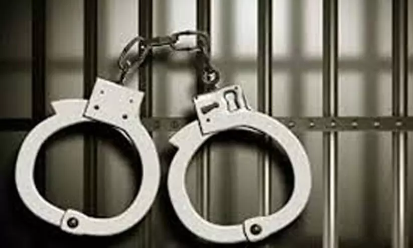 ഇന്ത്യൻ സേനയുടെ രഹസ്യ വിവരങ്ങൾ പാകിസ്താൻ ഹൈകമീഷന് ചോർത്തി നൽകിയ കേസിൽ സ്ത്രീ ഉൾപ്പെടെ രണ്ടു പേർ പിടിയിൽ