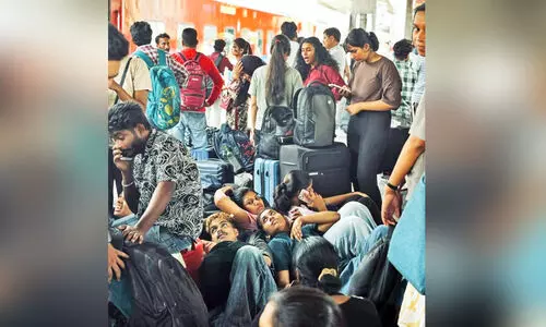 ആകാശത്ത് മിസൈലുകൾ മിന്നിമറഞ്ഞു, ഭീതിദമായ ശബ്​ദവും