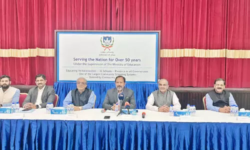 ന​വീ​ക​ര​ണ​വു​മാ​യി ഒ​മാ​നി​ലെ ഇ​ന്ത്യ​ൻ സ്‌​കൂ​ളു​ക​ൾ; അ​ഞ്ചാം ക്ലാ​സ് മു​ത​ൽ എ.​ഐ-​സാ​മ്പ​ത്തി​ക സാ​ക്ഷ​ര​ത പ​ഠ​നം