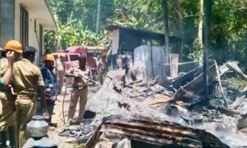 വീ​ട്​ ക​ത്തി ന​ശി​ച്ചു