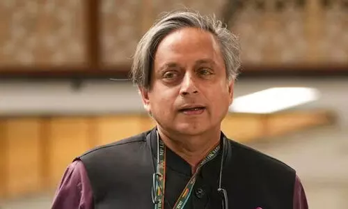 shashi tharoor