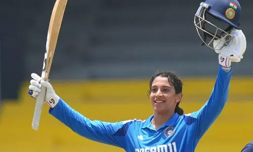 സ്മൃതി മന്ദാനക്ക് സെഞ്ച്വറി; ത്രിരാഷ്ട്ര വനിത ക്രിക്കറ്റ് കിരീടം ഇന്ത്യക്ക്, ലങ്കക്കെതിരെ 97 റൺസ് ജയം