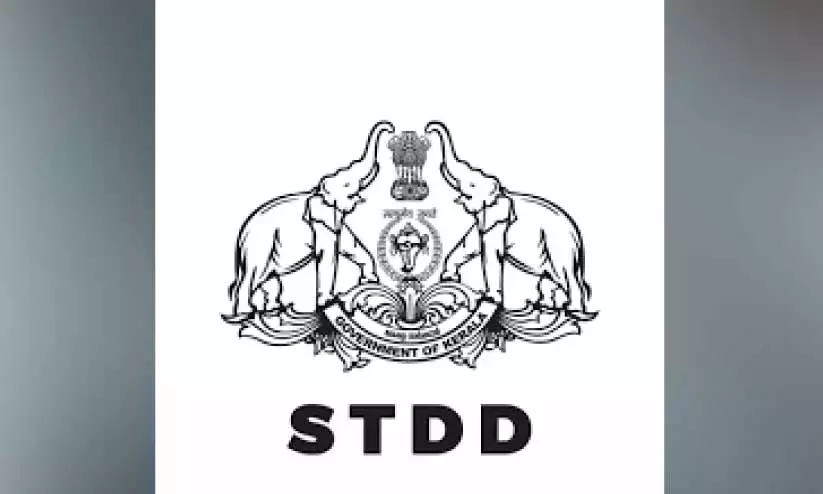 ജി​ല്ല​യി​ലെ ട്രൈ​ബ​ൽ ഓ​ഫി​സു​ക​ളി​ൽ ക​ണ​ക്കി​ൽ​പെടാ​ത്ത 10.25 ല​ക്ഷം