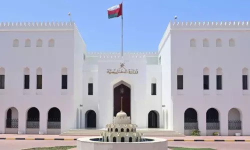 oman welcomes inida pakistan ceasefire