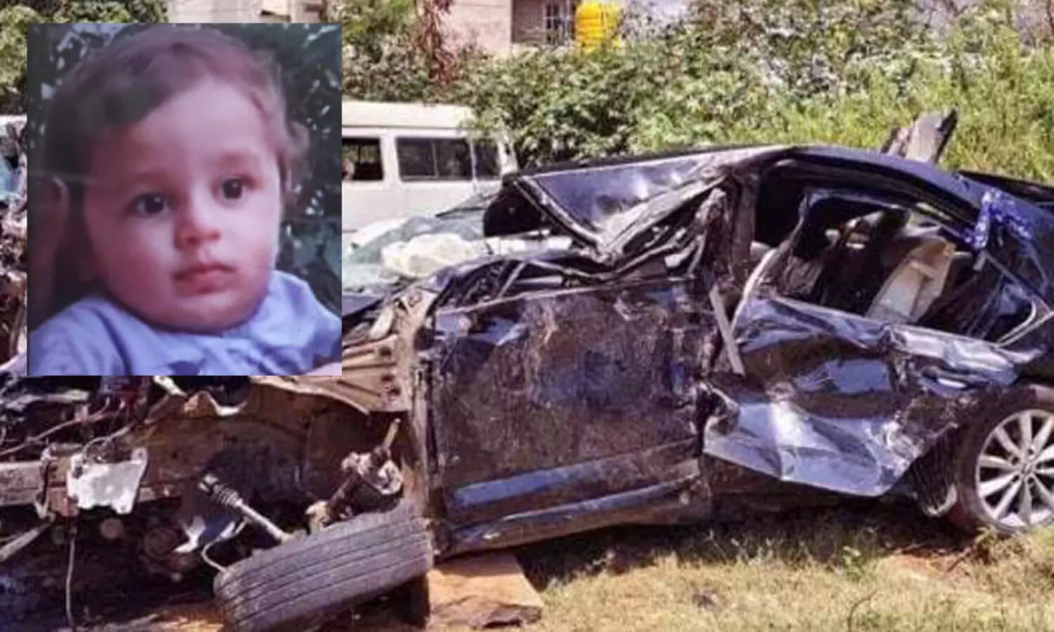 കാർ ഡിവൈഡറിലിടിച്ച് മറിഞ്ഞു, പിന്നാലെ ബസും ഇടിച്ചു; പിഞ്ചുകുഞ്ഞിന് ദാരുണാന്ത്യം