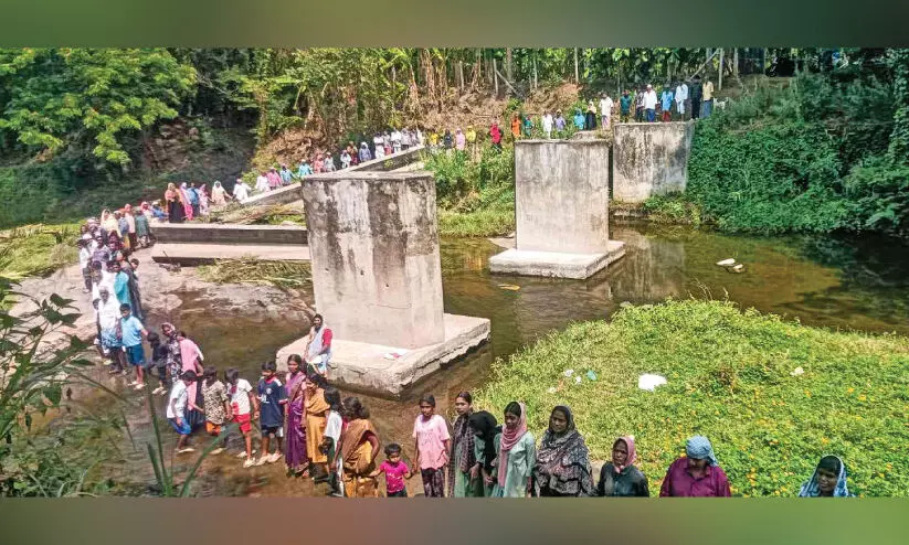 സാ​​​ങ്കേതിക കുരുക്കിൽ വഴിമുട്ടി ചുള്ളിയാർ പുഴപ്പാലം പുനർനിർമാണം