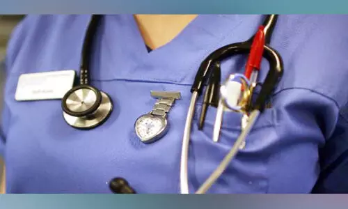 നഴ്സിങ് രംഗത്ത് കൂടുതൽ സ്വദേശികളെ നിയമിക്കാനുള്ള നീക്കം ഊർജിതം നഴ്സിങ് രംഗത്ത് കൂടുതൽ സ്വദേശികളെ നിയമിക്കാനുള്ള നീക്കം ഊർജിതം