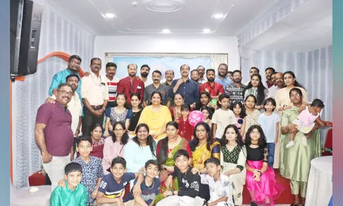 നി​റ​ക്കൂ​ട്ട് - ചാ​രും​മൂ​ട് പ്ര​വാ​സി കൂ​ട്ടാ​യ്മ വി​ഷു-​ഈ​ദ് -ഈ​സ്റ്റ​ർ ആ​ഘോ​ഷി​ച്ചു