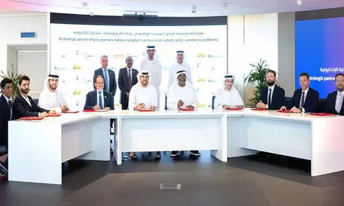 പ്രാ​ദേ​ശി​ക ഉ​ൽ​പ​ന്ന​ങ്ങ​ൾ​ക്ക് പി​ന്തു​ണ​യു​മാ​യി ലു​ലു