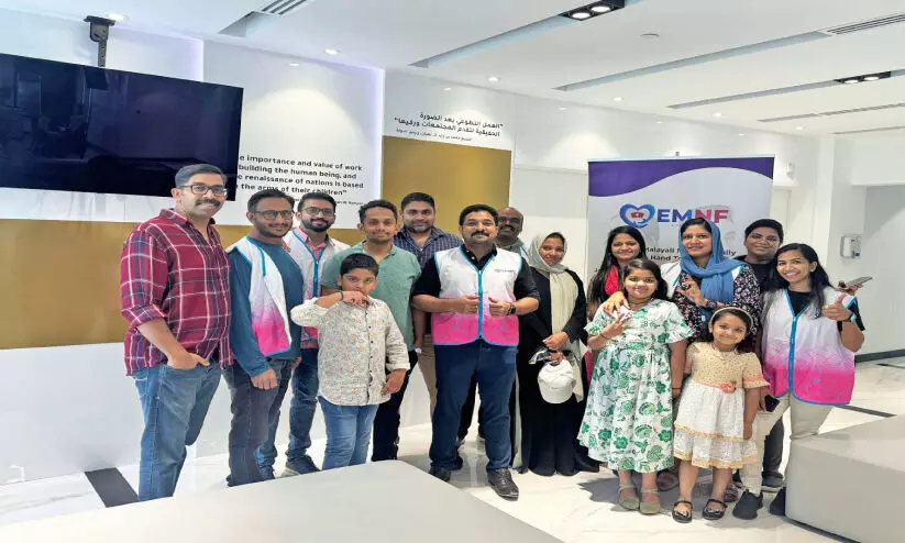 നഴ്സസ് ദിനത്തില് രക്തം നല്കി എമിറേറ്റ്സ് മലയാളി നഴ്സസ് കൂട്ടായ്മ നഴ്സസ് ദിനത്തില് രക്തം നല്കി എമിറേറ്റ്സ് മലയാളി നഴ്സസ് കൂട്ടായ്മ