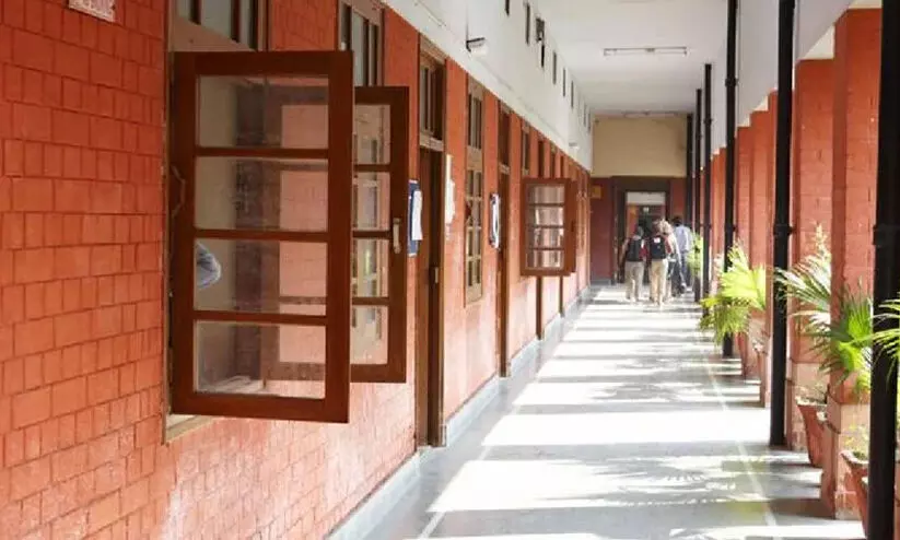 പ്ലസ്​ വൺ ഏകജാലക പ്രവേശനം; ആദ്യദിനം ഒരുലക്ഷത്തിലധികം അപേക്ഷ