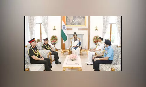 ‘ഓപറേഷന്‍ സിന്ദൂര്‍’: ഇന്ത്യ നടത്തിയ സൈനിക നടപടിയെകുറിച്ച് സേന മേധാവിമാർ രാഷ്ട്രപതിയെ ധരിപ്പിച്ചു