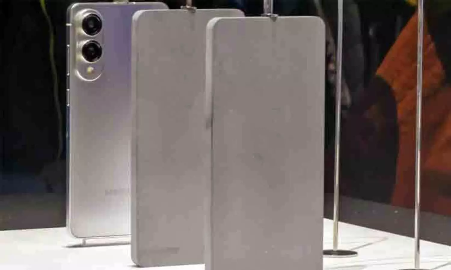 ഗാലക്സി എസ് 25 എഡ്‌ജ് പുറത്ത്; ഇപ്പോൾ തന്നെ ഓർഡർ ചെയ്യാം