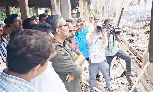 മദ്യ സംഭരണശാലയും ഔട്ട്ലെറ്റും കത്തിനശിച്ചതിൽ ന​ഷ്ടം10 കോ​ടി