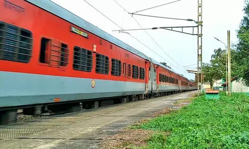 കോട്ടയം-നിലമ്പൂർ എക്സ്പ്രസ് ട്രെയിനിൽ അധിക കോച്ചുകൾ; പ്രിയങ്ക ഗാന്ധിയുടെ ഇടപെടൽ ഫലം കണ്ടു