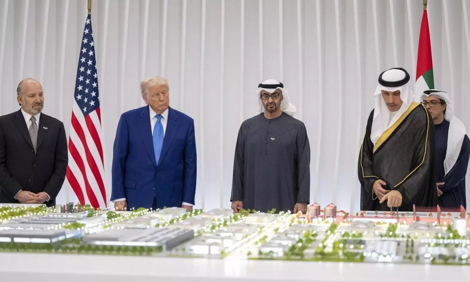 ഗൾഫ്​ സന്ദർശനം പൂർത്തിയാക്കി ട്രംപ്​ മടങ്ങി; യു.എ.ഇയുമായി ശതകോടികളുടെ കരാർ ഒപ്പുവെച്ചു