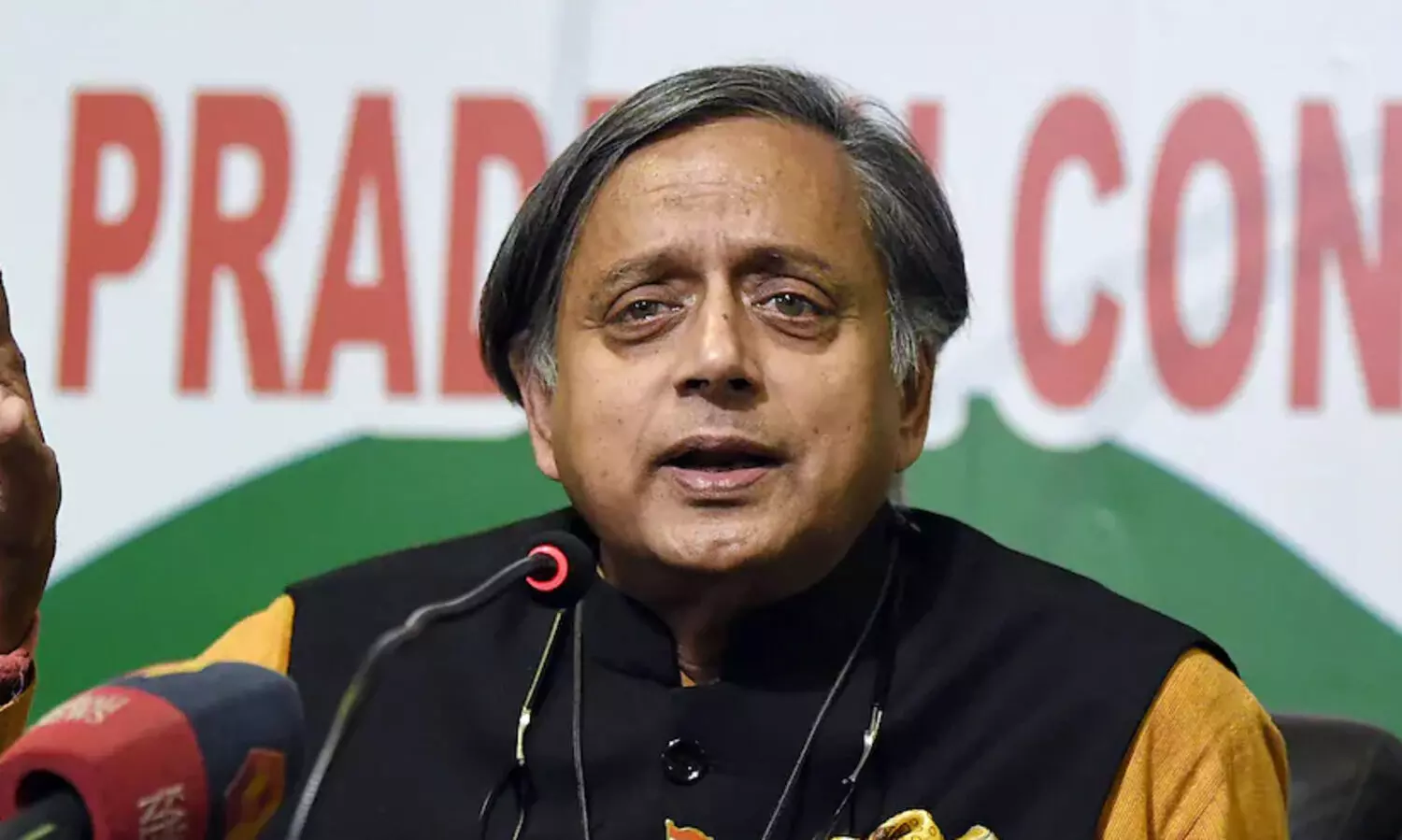 വിദേശരാജ്യങ്ങളിൽ ‘ഓപ്പറേഷൻ സിന്ദൂർ’ വിശദീകരിക്കുന്ന കേന്ദ്ര സംഘത്തിൽ തരൂർ