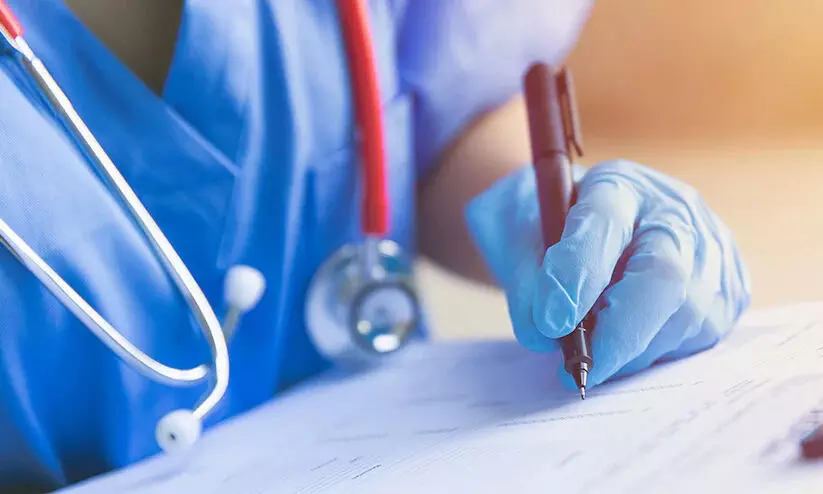 നഴ്​സിങ്​ പ്രവേശനം: സർക്കാർ ചർച്ചക്ക്​ വിളിച്ചു; ബഹിഷ്​കരണത്തെ തുടർന്ന്​ മാറ്റി